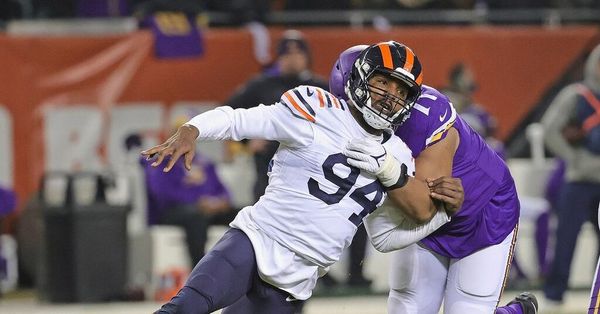 Robert Quinn sets Bears’ single-season sack record