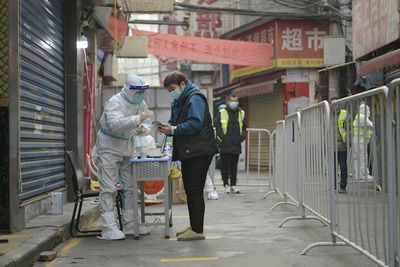 Xi’an Covid Outbreak Is China’s Worst Since Wuhan, Disease Expert Says