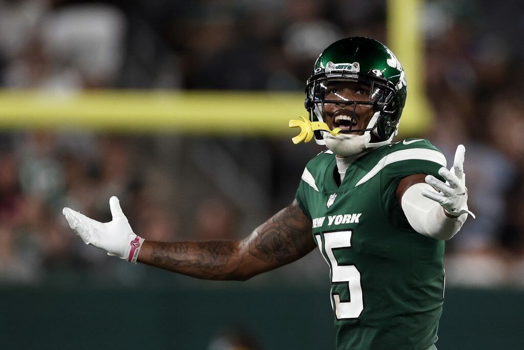 Jets' prized UDFAs Isaiah Dunn, Kenny Yeboah offered little in 2021