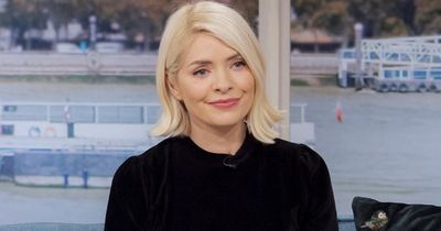 How old is This Morning's Holly Willoughby? 'Age-defying' star stuns Dancing on Ice fans