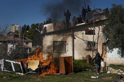 Palestinian family protests east Jerusalem home eviction