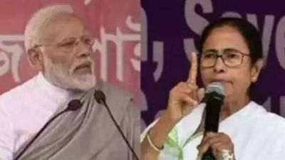 'Expert panel decides on R-Day tableau': Centre counters Mamata's charge