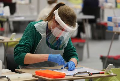 Daily Covid-19 cases in Scotland drop from 12,000 to 6,000 in a week, data shows