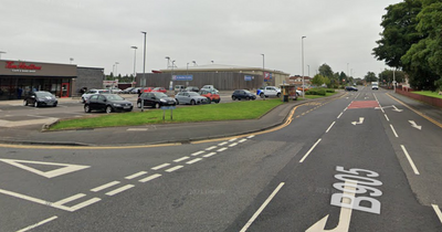 'Young girl' hit by car in Falkirk and rushed to hospital