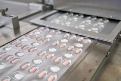 Canada health authority approves Pfizer's anti-Covid pill