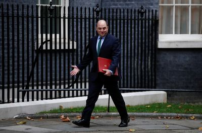Britain says it is supplying anti-tank weapons to Ukraine