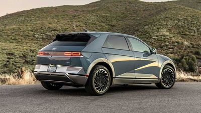 In 2021, Hyundai Plug-In Wholesale Sales Exceeded 160,000