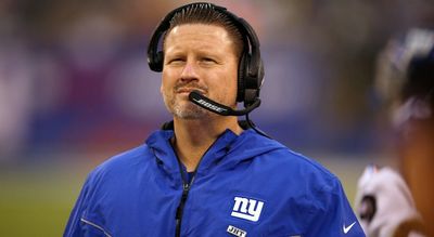 Panthers to interview former Giants HC Ben McAdoo for OC position