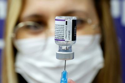 Fourth jab 'partially' effective against Omicron: Israeli study