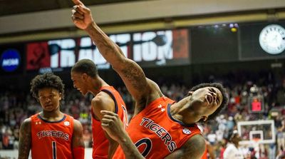 How Auburn Finished Behind Gonzaga in AP Poll Despite 11 More First-Place Votes