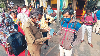 Pune Mahanagar Parivahan Mahamandal Limited to allow only fully vaccinated on buses from today