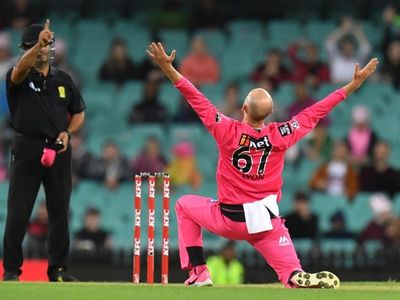 Test stars return for final round of BBL