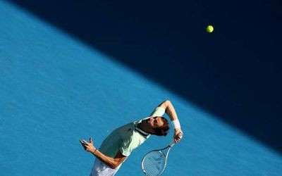 Australian Open | Medvedev advances, Fernandez out in first round