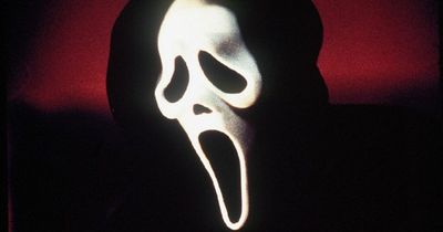 Who is in the Scream 2022 cast as Neve Campbell and Courtney Cox return to the slasher series