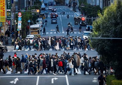 Japan PM plans stronger COVID curbs for Tokyo, 12 other regions