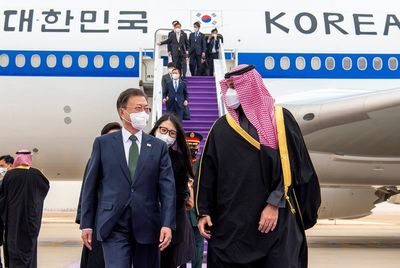 South Korean president in Saudi Arabia, meets crown prince