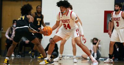 City/Suburban Hoops Report Three-Pointer: Kyle Thomas commits, Brother Rice’s hot start, referee shortage