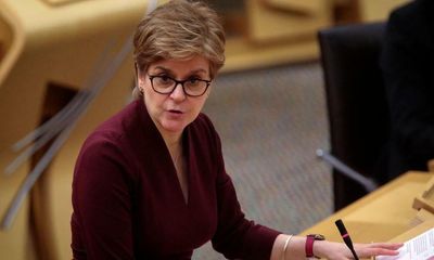 Nicola Sturgeon announces lifting of Omicron restrictions in Scotland