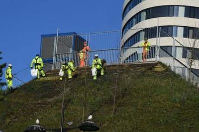 Workers dismantle London’s Marble Arch Mound