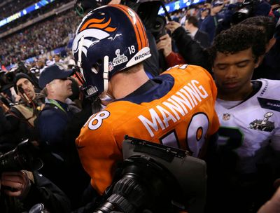 Russell Wilson, Manning brothers had agreement not to talk Seahawks future