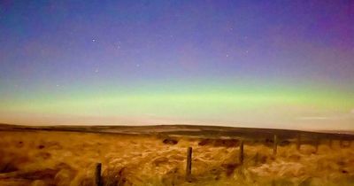 'I was so excited I drove out in my pyjamas' - Mum took breathtaking picture of Northern Lights from Littleborough
