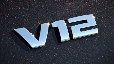 BMW V12 Engine Production Ends This Year, Limited M760i Coming
