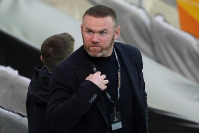 Rooney ascent raises prospect of Everton return