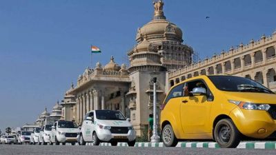 Omicron curbs by states may have hurt mobility in country