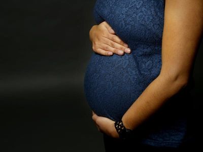 Pressure mounts on Vic to reverse IVF halt