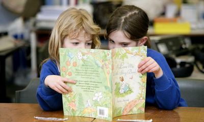 Focus on phonics to teach reading is ‘failing children’, says landmark study