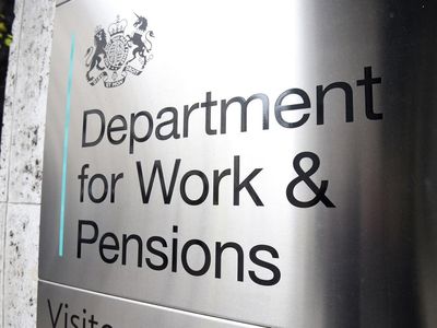 Savers to be ‘nudged’ into better pension decisions