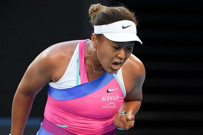 Ashleigh Barty and Naomi Osaka remain on track for showdown at Australian Open