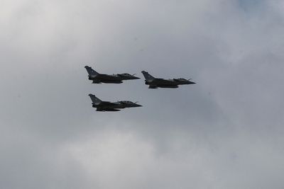 Greece receives first Rafale fighter jets from France