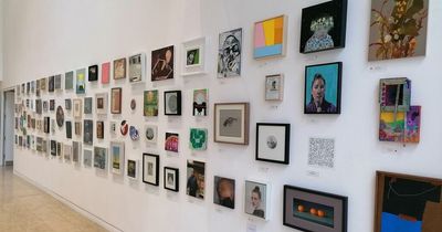 Dublin gallery offers safe space for people to ring relatives or charge phones with no questions asked