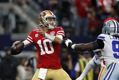 Jimmy Garoppolo feeling out shoulder injury in practice