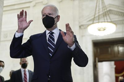 Plan to distribute free N95 masks praised, but some want more done - Roll Call