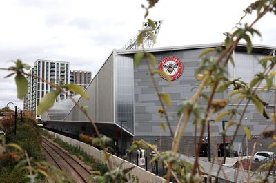 Brentford vs Manchester United LIVE: Premier League team news, line-ups and more