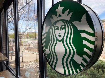 Starbucks ends its vaccine mandate for employees in wake of Supreme Court ruling