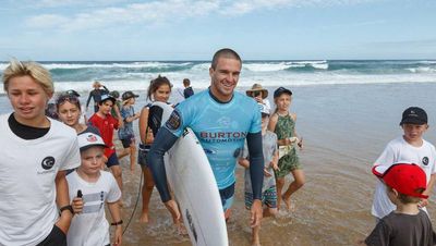 Callinan's world tour campaign cops injury setback