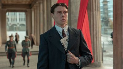 Review: Europe on the precipice in 'Munich — Edge of War'