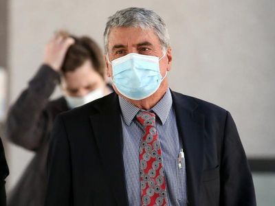 Ex Qld mayor's misconduct charges dropped