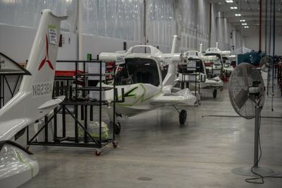 Chinese Investment in U.S. Plane Maker Draws FBI, National-Security Reviews