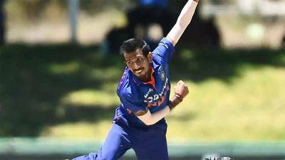 India vs South Africa, 1st ODI: Ashwin-Chahal duo gets a 'sweeping' welcome