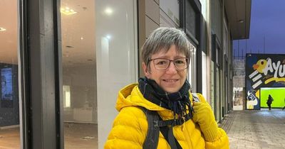 Sadness in 'fairly dead' shopping street as another business shuts