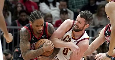 Bulls get defensive against Cavaliers, snap four-game losing streak