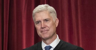 Justice Neil Gorsuch, the anti-masker on the Supreme Court