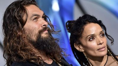 Pass The Fkn Tissues Bc Jason Momoa & Lisa Bonet’s Pals Have Spilled What Led To Their Divorce