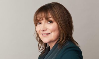 ‘Let them talk for a wee bit, then go in for the kill!’ Lorraine Kelly on tough interviews and going rogue