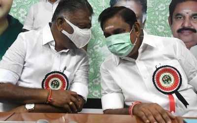 Panneerselvam, Palaniswami condemn searches against Anbalagan