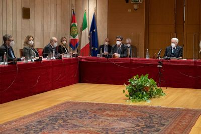Italian parties look to solve presidential conundrum, avoid political chaos